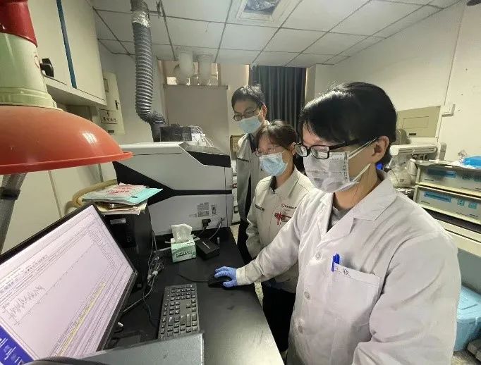 1640742055964860.jpg 2.jpg