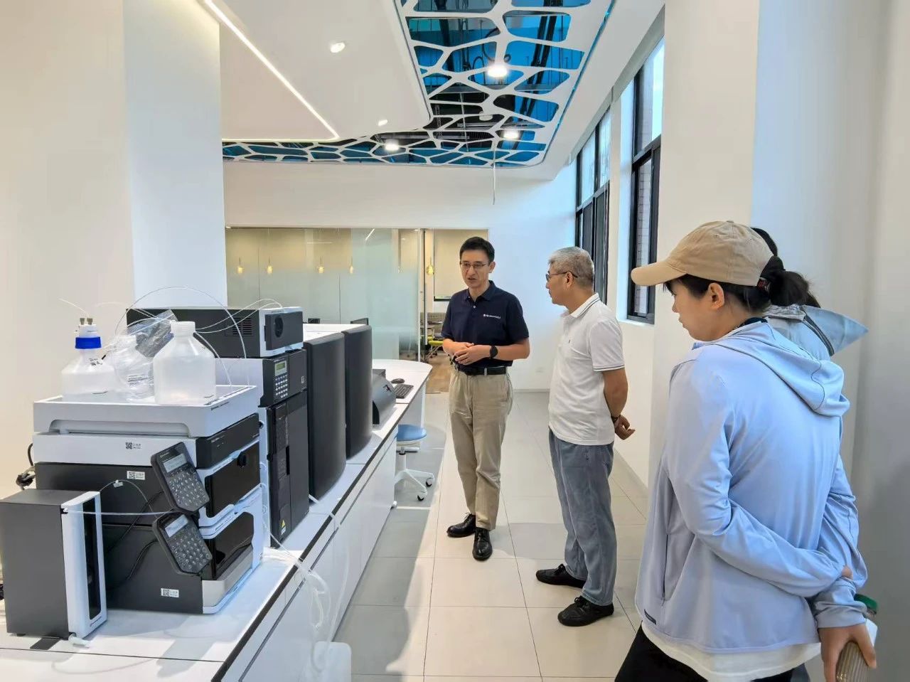 1756258770300425.jpg 12.jpg